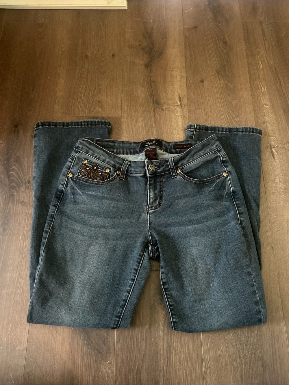 Classic Women's Earl Dark Blue Denim Jeans